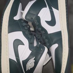 Nike Air Jordan 1 Oxidized Green