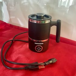 Black Electric Milk Frother & Heater - Black