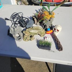 Fish Tank Aquarium Decorations Used