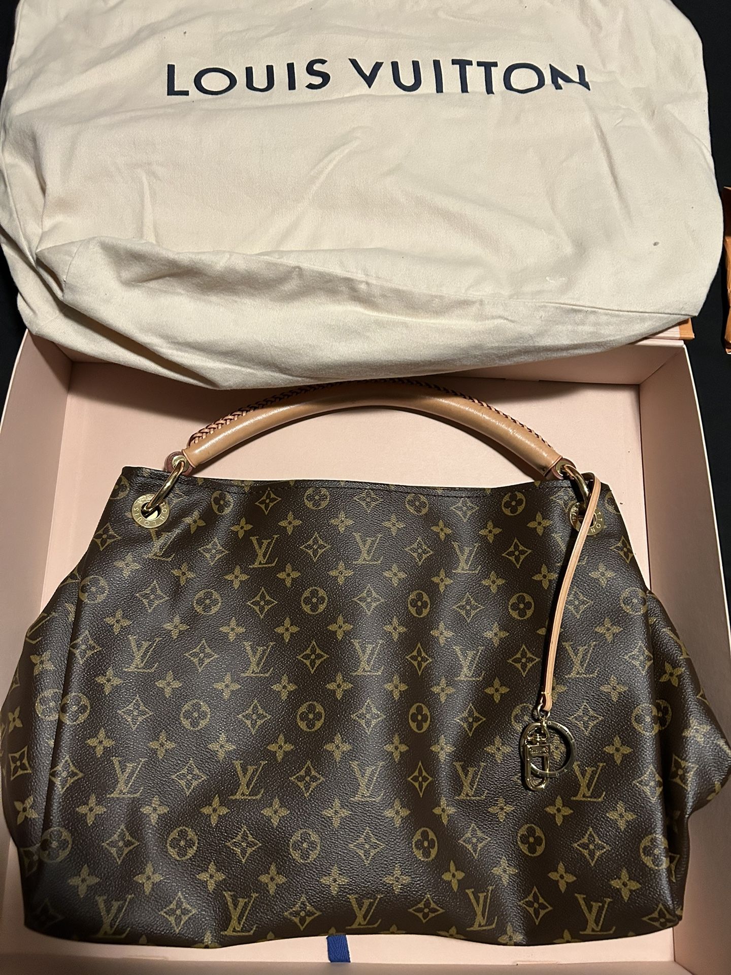 Louis Vuitton Purse