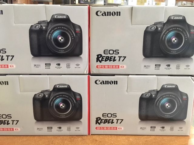 Canon EOS Rebel T7 DSLR Camera 24.1-megapixe with 18-55mm Lens - Black ((PRICE NOT NEGOTIABLE )