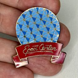 EPCOT CENTER - WALT DISNEY WORLD RESORT - VINTAGE DISNEY LAPEL PIN - HAT PIN