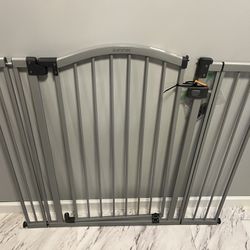 Extra Tall and Wide Baby/Dog gates