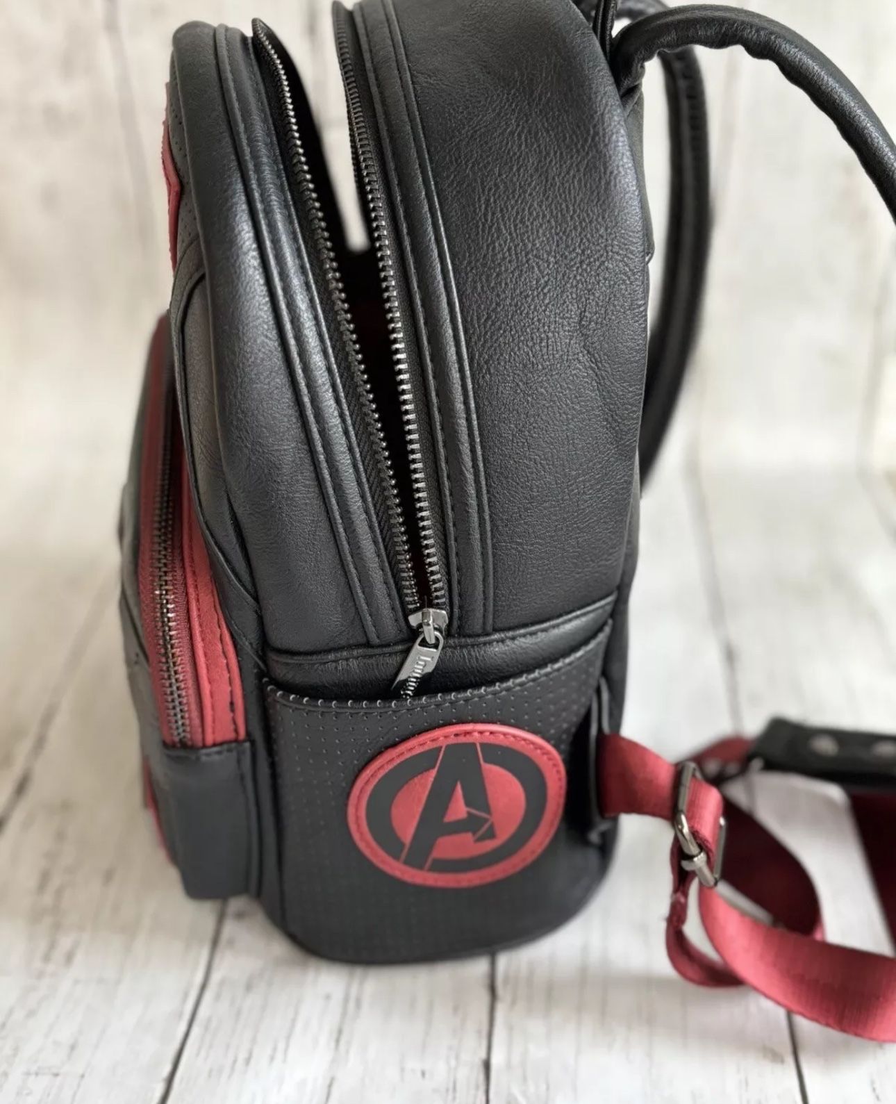 Marvel creem Black Widow Crossbody