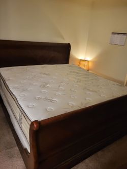 King size bed