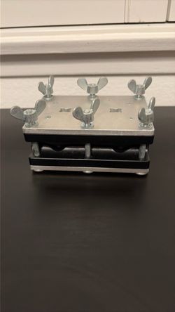 Fingerboard mold