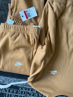 Nike full suit size large