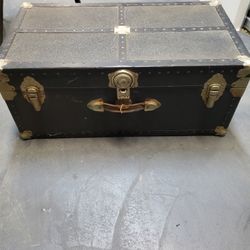 Vintage Trunk