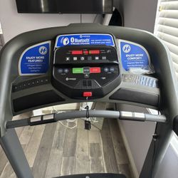 Horizon Treadmill