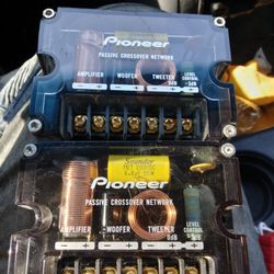 Pioneer Crossover
