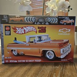 BRICK SHOP SILVERADO HOTWHEELS