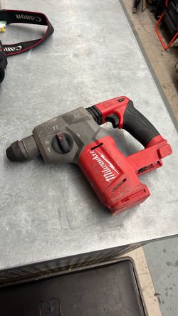 Milwaukee 2712-20 18v Fuel Cordless 1” SDS Plus Rotary Hammer