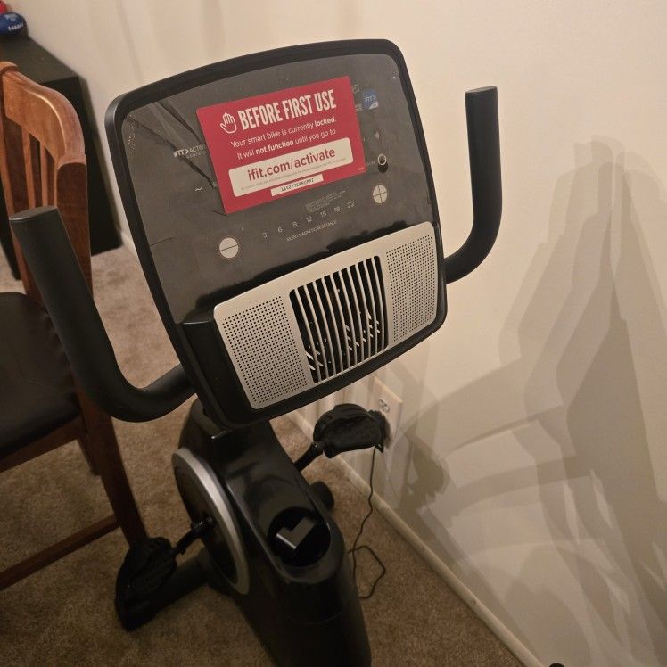 BRAND NEW Proform 355 CSX Exercise Bike