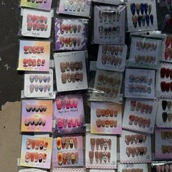 Press On Nails! 