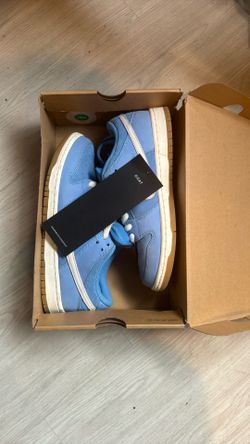 Nike Sb Dunks University Blue Gum Size 8.5 Men