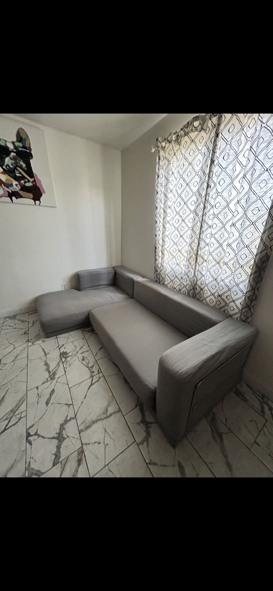 Sectional couch FREE DELIVER