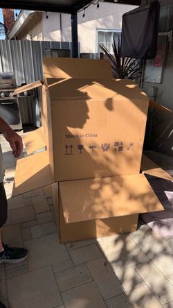 Free cardboard moving boxes