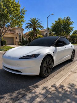 2025 Tesla Model 3 Long Range AWD (Highland) HW4