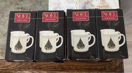 NIB Vintage House of Salem "Noel Porcelle" Christmas Mugs - Set of 8 (Never Used)