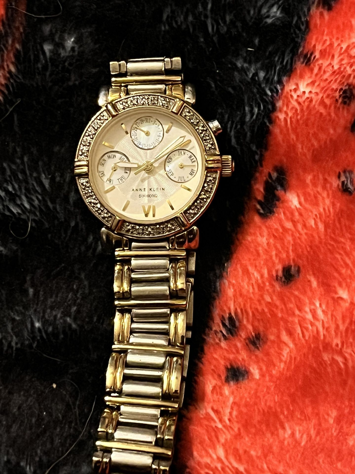 Anna Kline Lady’s Real Dymond Watch