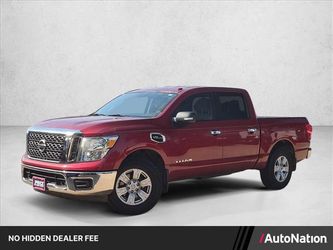 2017 Nissan TITAN