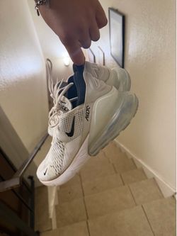 NIKE AIR 270