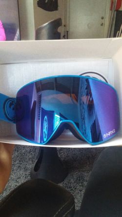 Dragon Alliance snowboarding goggles