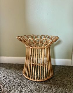 Ikea KANELSTANG Handwoven Rattan Plant Stand Tabletop Or Floor 11" Reversable
