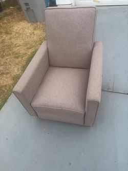 Recliner  Free