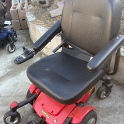 Jazzy Select 6 Electric Wheelchair
