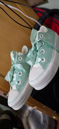 Chuck Taylor All Star Lift Matte Satin