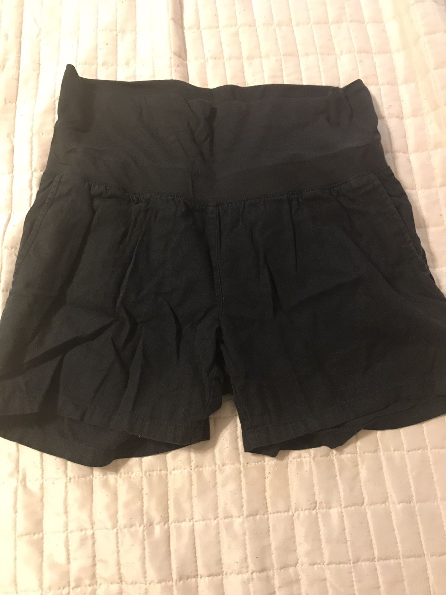 Maternity shorts