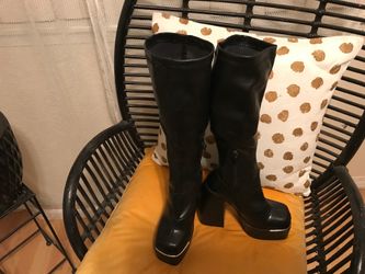 Black Boots
