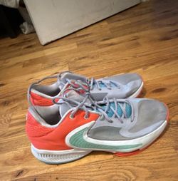 Giannis Antetokounmpo Basketball Sneakers