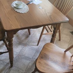 Amish Oak Kitchen Table