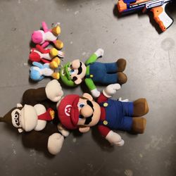 Mario Plushies Set