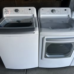 LG Washer And Gas Dryer Set