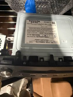 Lexus is 250 radio