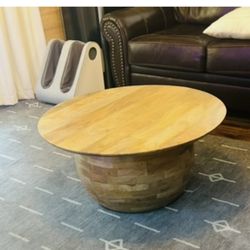 Round Wood Coffee Table 