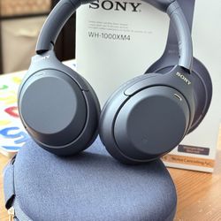 Dark Navy blue Sony WH1000  XM4 Brand  New/ MUST LOOK!!! 