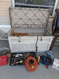 Storage bin