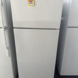 USED HOTPOINT REFRIGERATOR 