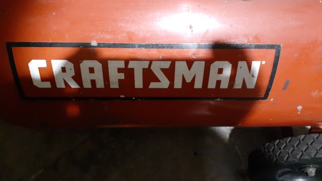 Craftsman 10Gallon compressor.