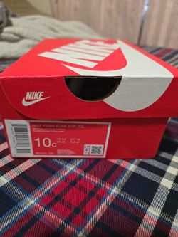 Kids nike sandals size 10c