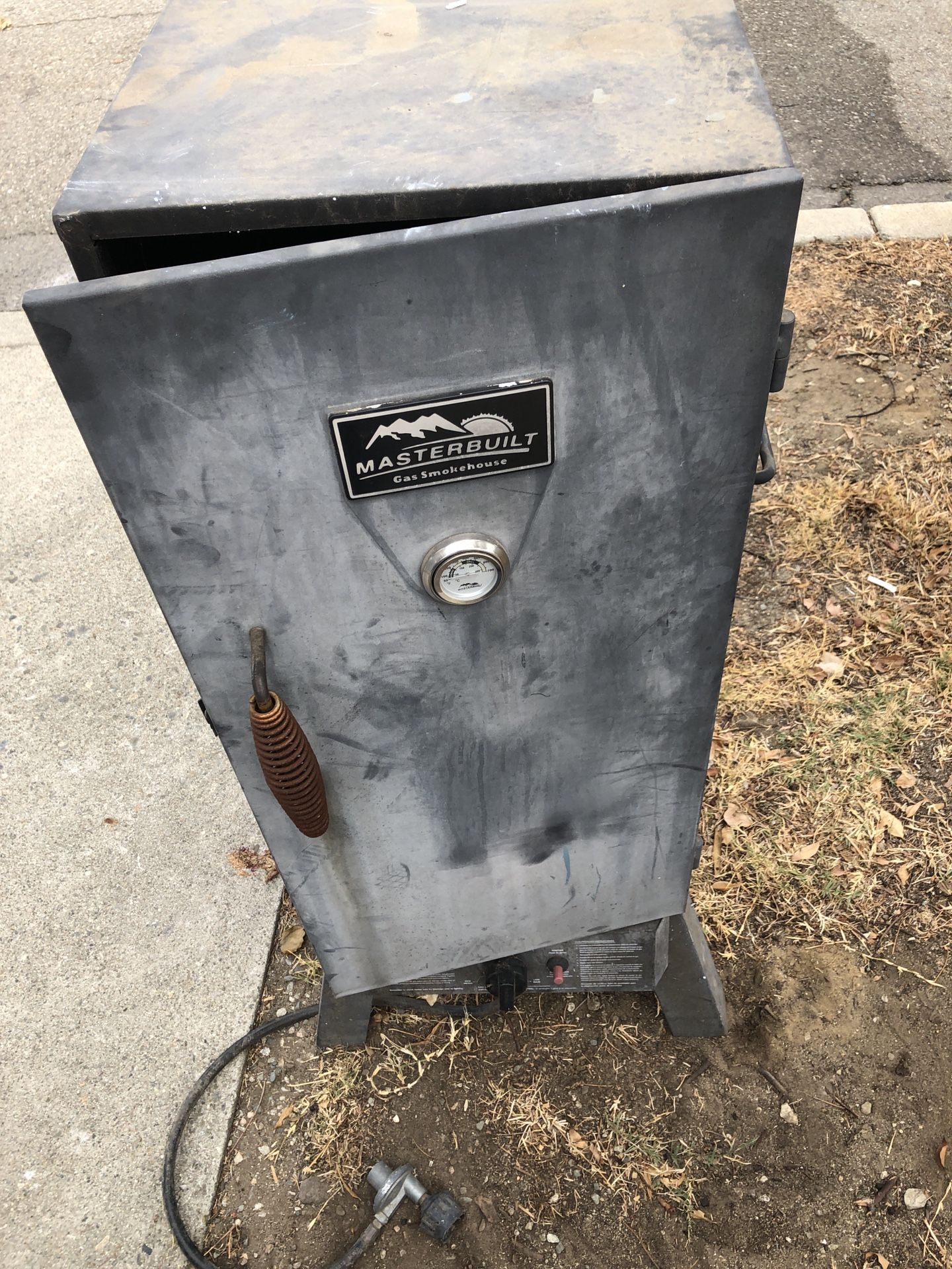 MasterBuilt Gas SmokeHouse