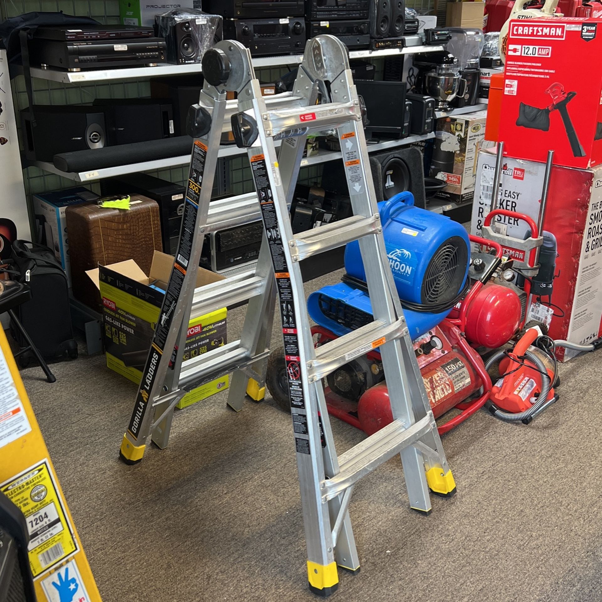 18’ Max Reach Gorilla Extending Ladder