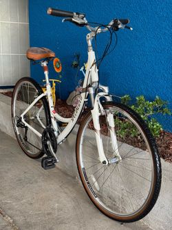 28” specialized  Hybrid Bike