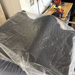 Brand New Tesla Model Y Juniper oem carpet floormats