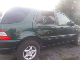 For parts 2000 mercedes 800