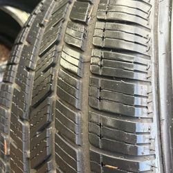 Set Of 4 235/55r19 Bridgestone Driveguard Plus Run Flat Tires